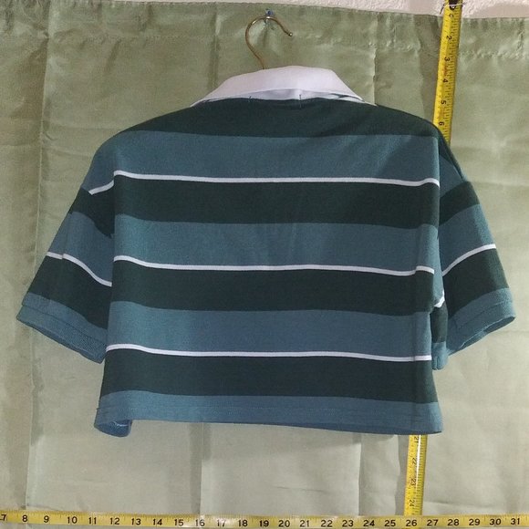 Green & white striped crop top by Faded Rose, size Jr's M - Picture 4 of 7